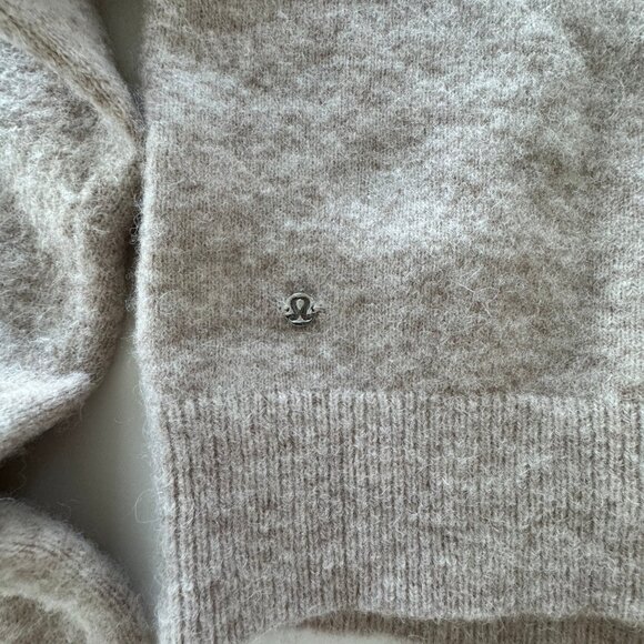lululemon Alpaca Wool-Blend Cropped Sweater Heathered Crepe Sz Large - Picture 4 of 5
